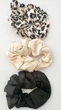 Load image into Gallery viewer, Assorted Scrunchies
