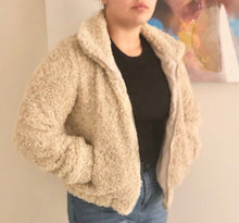 Load image into Gallery viewer, Maple Teddy Jacket
